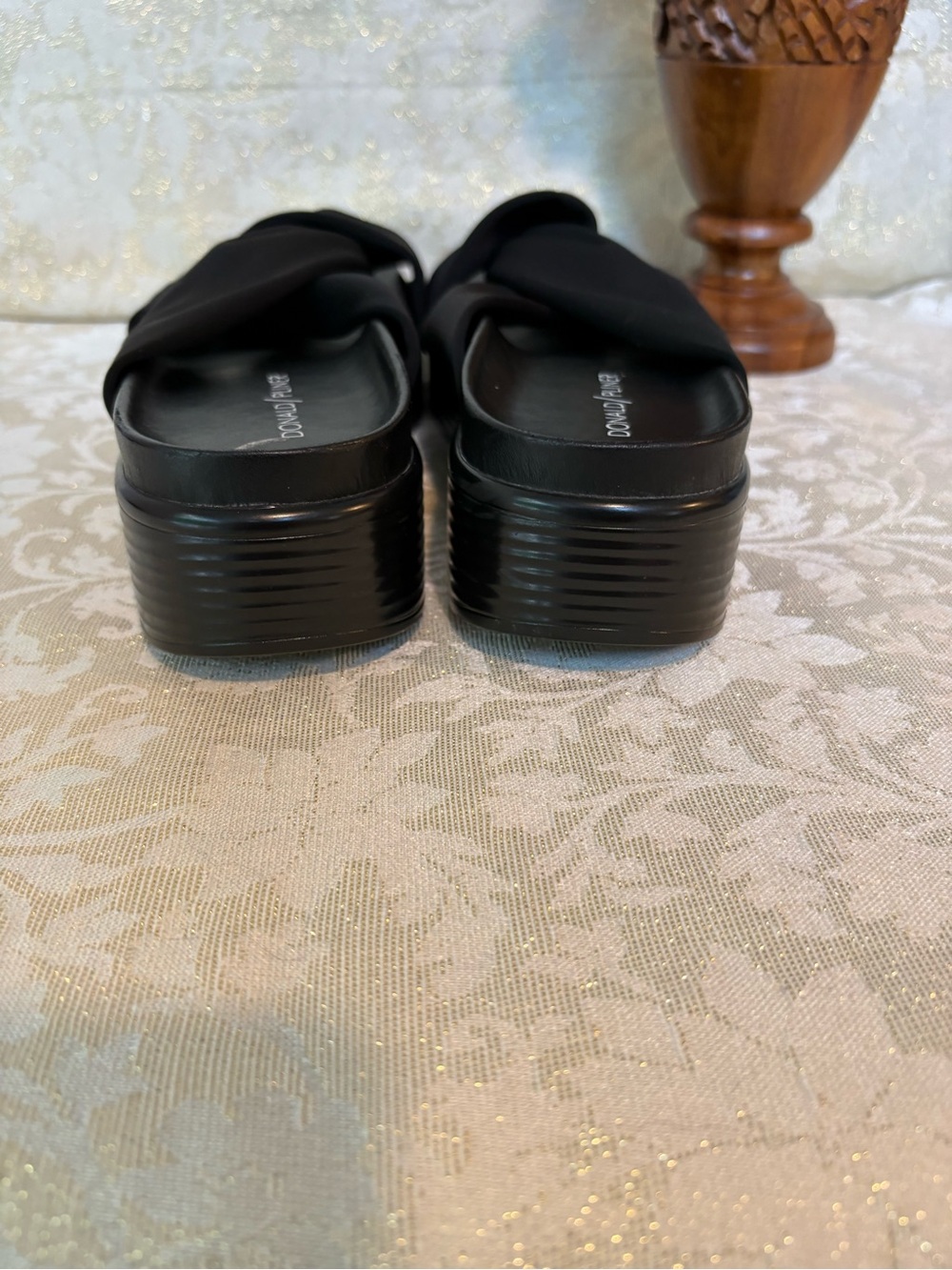 Donald J. Pliner Folley Black Knot Platform Slides - Picture 6 of 13